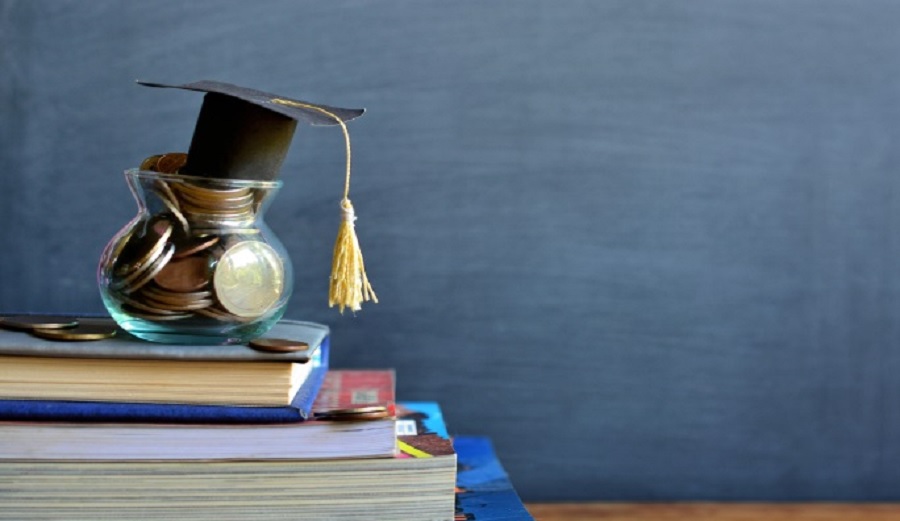 The best way to Use Non-public Loans to Fund Your Kid’s Training