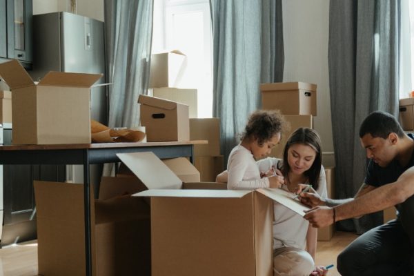 A Information On Relocating Your Circle of relatives – Get Space Best – Opting for the Proper Bathe Enclosure